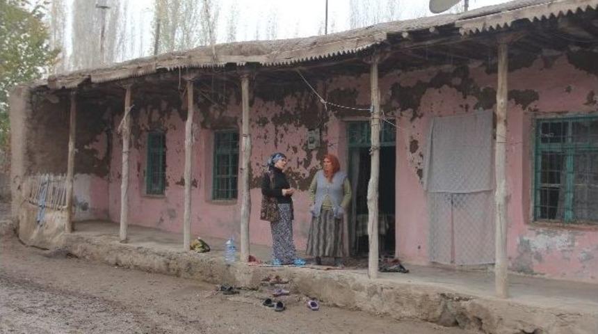 Iğdır&rsquo;da Dar Gelirli Aileler, Barınma Sorunlarına &Ccedil;&ouml;z&uuml;m İstedi