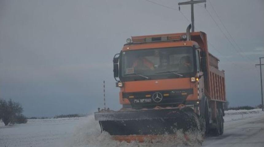 Tekirdağ-kırklareli Yolu Trafiğe Kapandı
