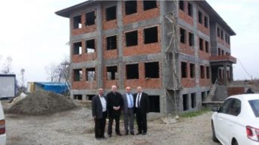Başkan Kılı&ccedil;, Talebe Yurdu İnşaatını Gezdi