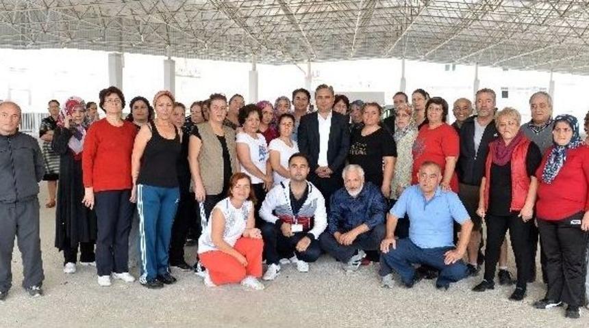 Muratpaşa Spor Yapıyor