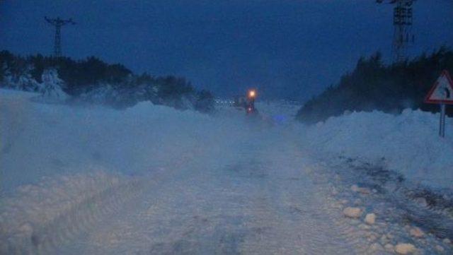 Tekirdağ’Da Kar Nedeniyle Ulaşım Aksadı