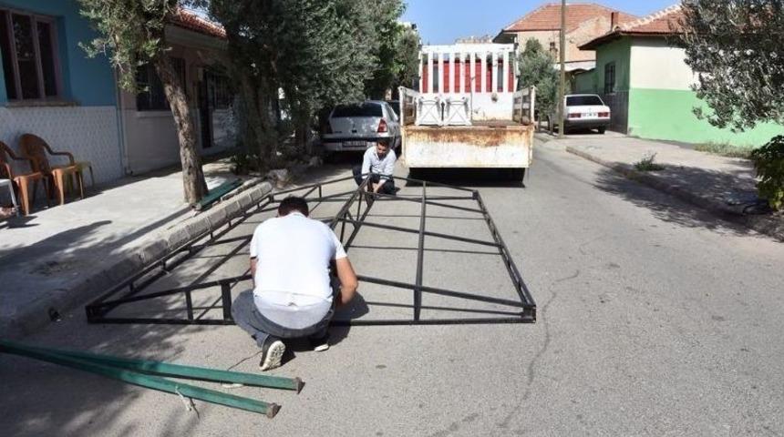 Alaşehir Belediyesi Vatandaşların Acısını Paylaşıyor