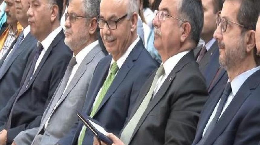 Bakan Yılmaz: Yazılı Sınavlar, Ucu Açık Sorular Dönemine Türkiye Geçmelidir