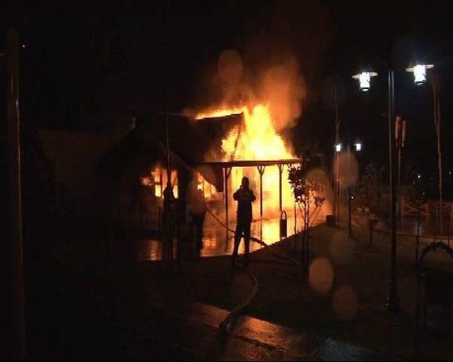 Maltepe de ev yangını 2