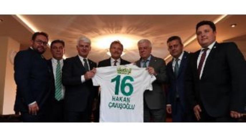 Başbakan Yardımcısı &Ccedil;avuşoğlu, Bursaspor Heyetini Kabul Etti