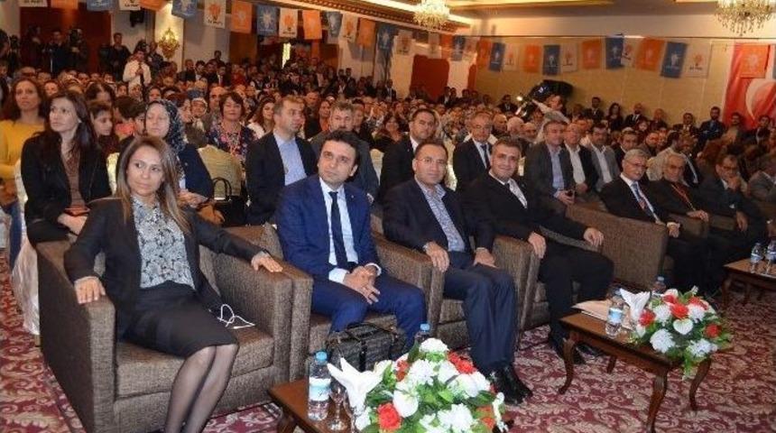 Ak Parti 11 İl&ccedil;e Kongresi Tamamlandı