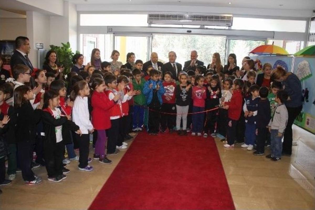 Gkv&rsquo;lilerin D&uuml;nyaya Masajı &ldquo;barış İ&ccedil;in Elele&rdquo; Projesi