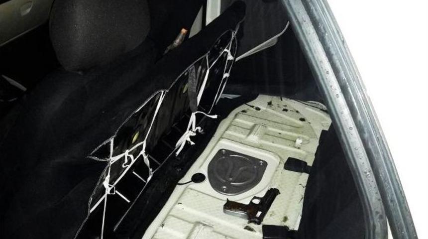 Silah Tacirlerine Jandarma Baskını