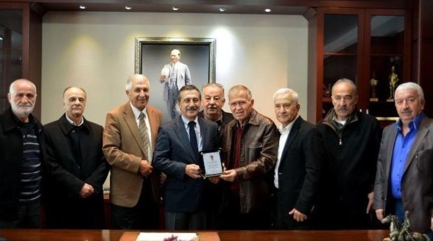 Efsanelerin İlk Ziyareti Başkan Ata&ccedil;&rsquo;a