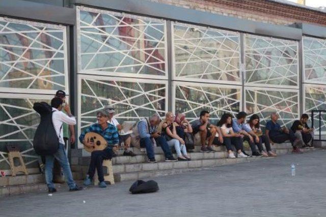 Sıcak Hava İstanbulluları Bunalttı