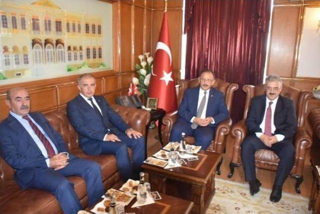 Özhaseki: Kimliksiz Ve Sağlıksız Şehirlere Sahibiz (2) 2