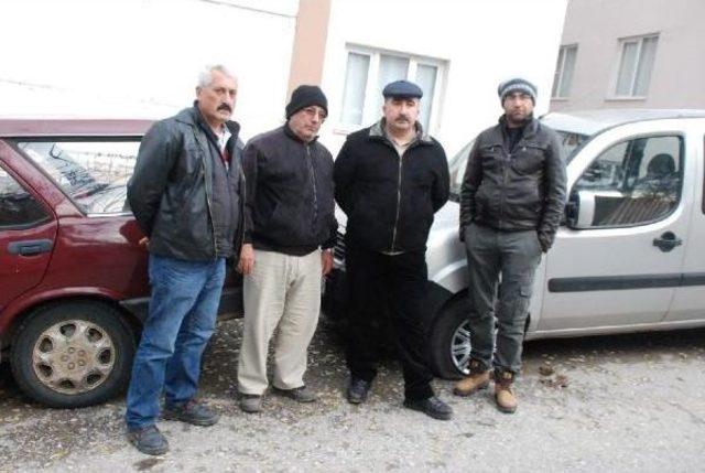 Yılbaşı Gecesi Dört Otomobilin Lastiğini Şişlediler 2
