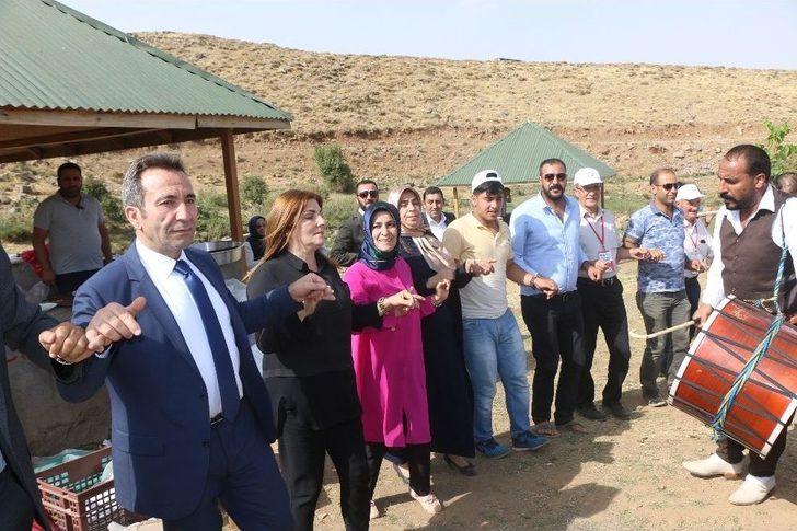 Bingöl’de Kardeşlik Sofrası Kuruldu G5