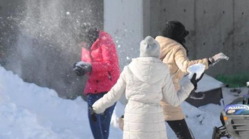 Uludağ&rsquo;A G&uuml;n&uuml;birlik&ccedil;i Akını