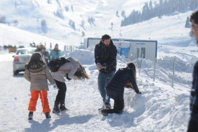 Uludağ’A Günübirlikçi Akını