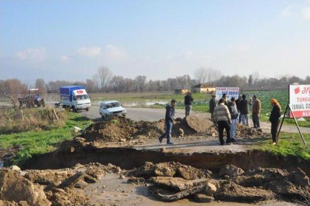 Taşan Gediz Nehri'nin Faturası Ağır Oldu