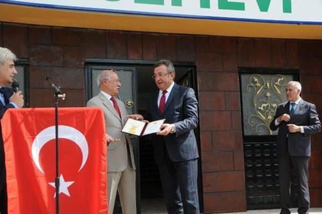 Chp'liler Tunceli'de Cemevi Açılışına Katıldı