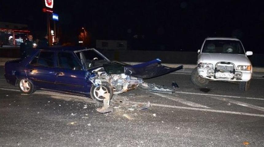 Bafra&rsquo;da Zincirleme Kaza: 1 Yaralı