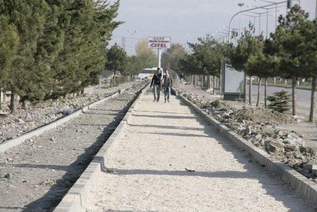 Erzincan Belediyesi Kent Geneline 120 Kilometrelik Bisiklet Yolu Kazandırıyor 3