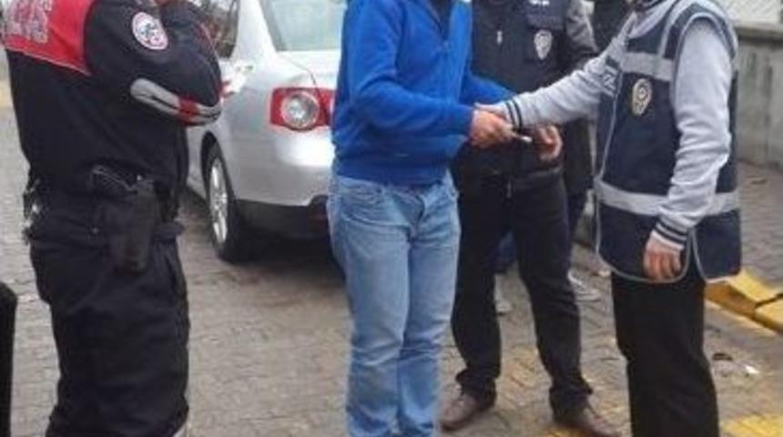 Uşak Polisi Okul &Ccedil;evresinde Gezenlere Ceza Yağdırdı