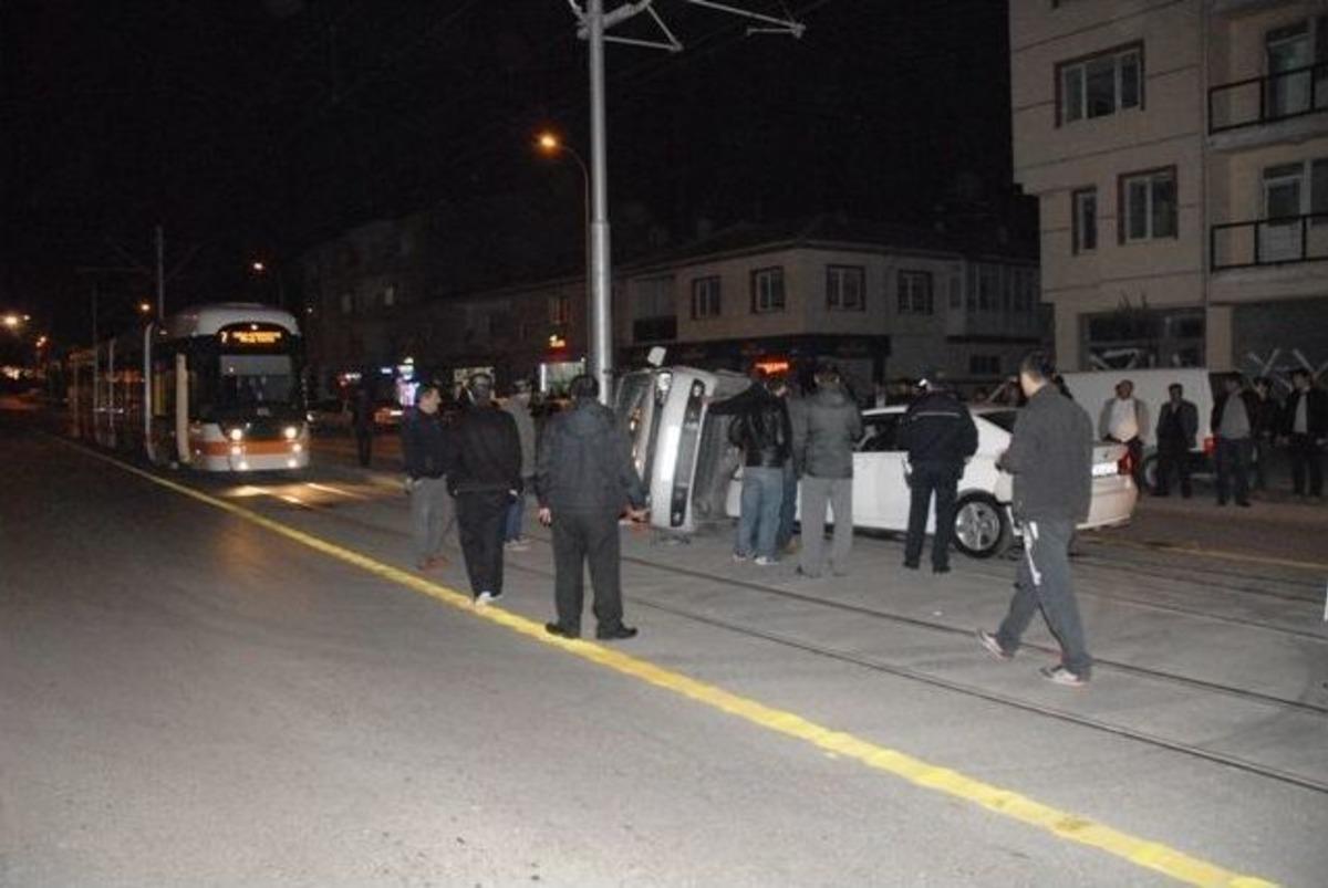 Eskişehir&rsquo;de Trafik Kazası: 2 Yaralı