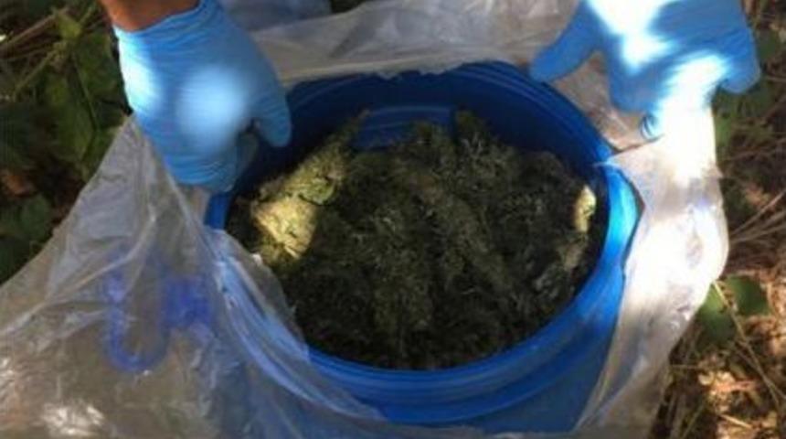 İzmir'de Uyuşturucu Operasyonu&nbsp;