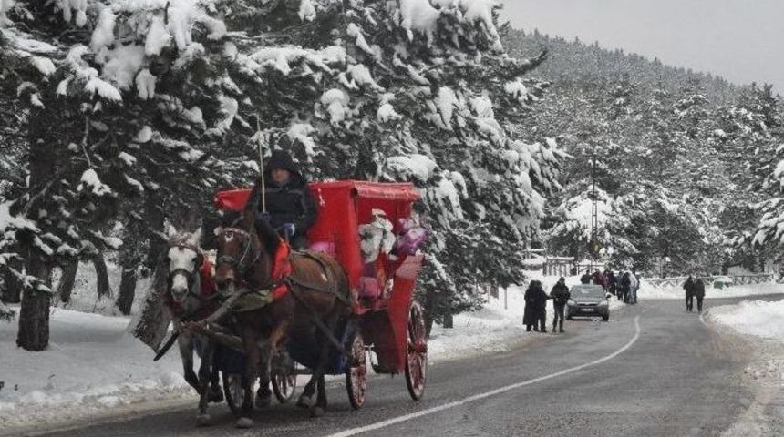 Abant&rsquo;ta Bir Tarafta Cefa Diğer Tarafta Sefa