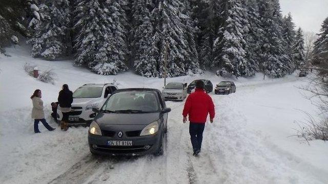 Abant’ta Bir Tarafta Cefa Diğer Tarafta Sefa