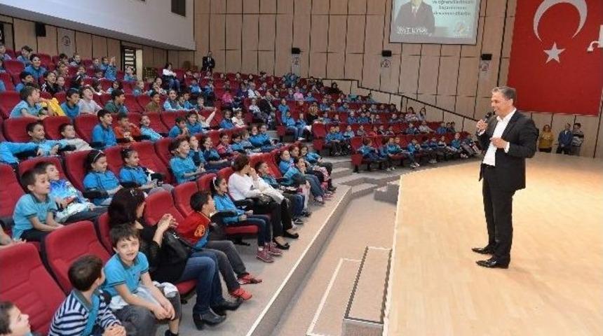 Muratpaşa Belediyesi&rsquo;nden &Ccedil;ocuklara Tiyatro