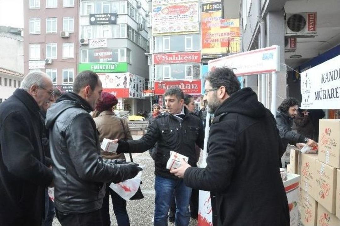 T&uuml;msiad&rsquo;dan Kandil Simidi