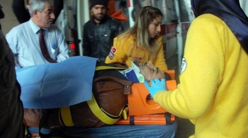 Sara N&ouml;beti Ge&ccedil;iren İş&ccedil;i 6. Kattan D&uuml;şt&uuml;