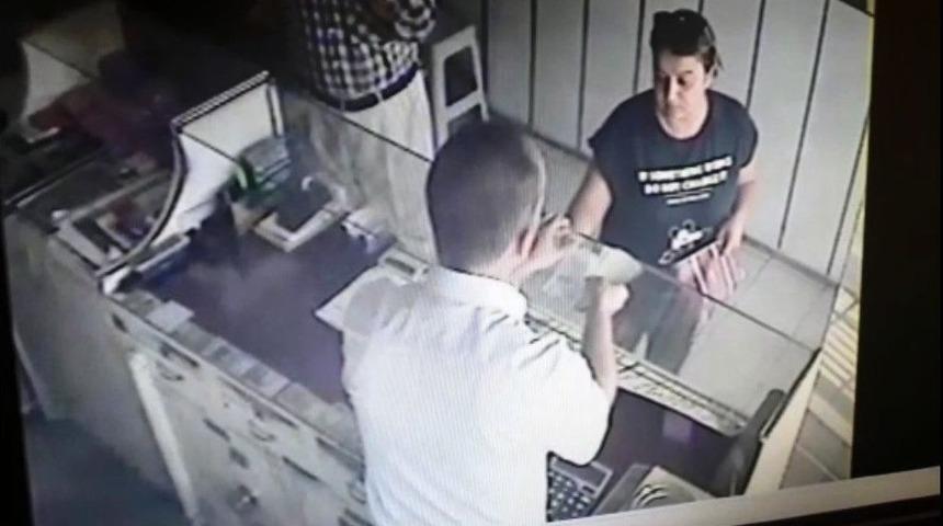 Sahte Altın Dolandırıcıları Su&ccedil;&uuml;st&uuml; Yakalandı