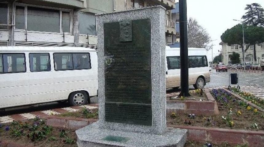 Havran Belediyesi&rsquo;nden Şair Soyuer&rsquo;e Vefa