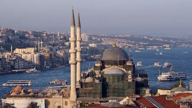 (özel Haber) Restorasyonu Devam Eden Yeni Cami’nin Kubbeleri Ortaya Çıktı