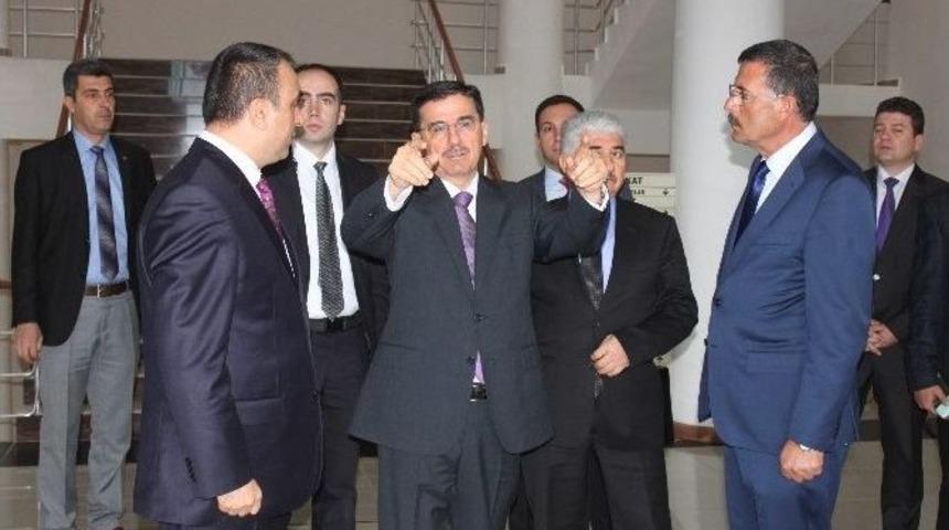 Hatay Valisi Ercan Topaca, D&ouml;rtyol İl&ccedil;esini Ziyaret Etti