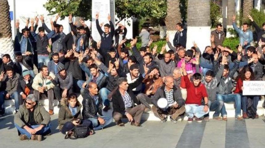 Bodrum'da Hdp'lilere Denizden Sandallı Tepki