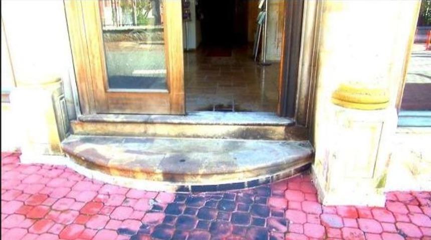 İztuzu'ndaki Tesisleri Alan Dal&ccedil;ev'e Kundaklama