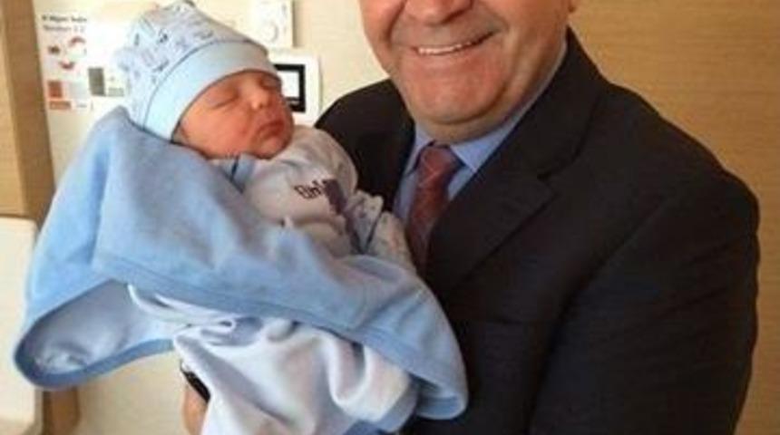 Başkan &Ouml;zakcan İkinci Kez Dede Oldu