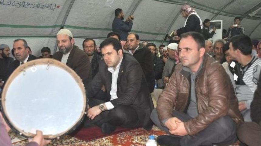 Suriyeliler &Ccedil;adır Kentte Mevlid Kandilini Kutladı