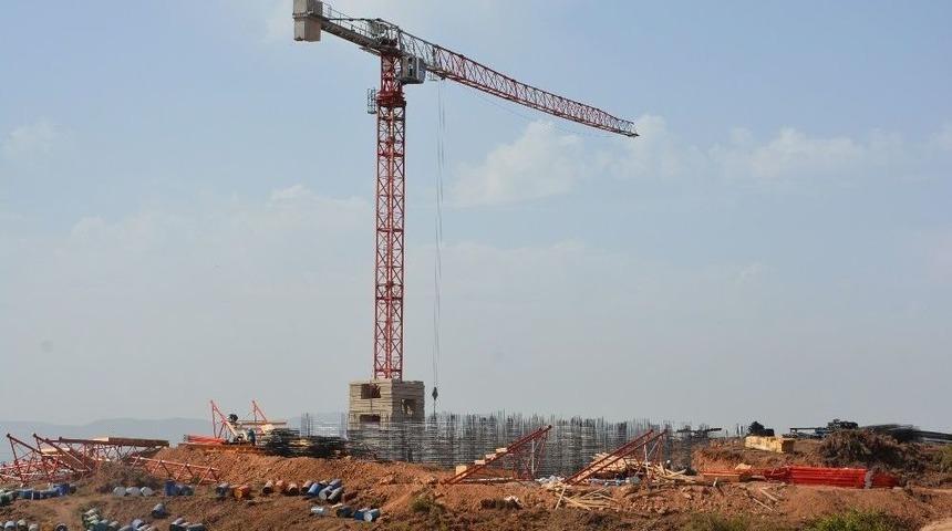 Torbalı&rsquo;daki Toki İnşaatı G&uuml;n Ge&ccedil;tik&ccedil;e Y&uuml;kseliyor