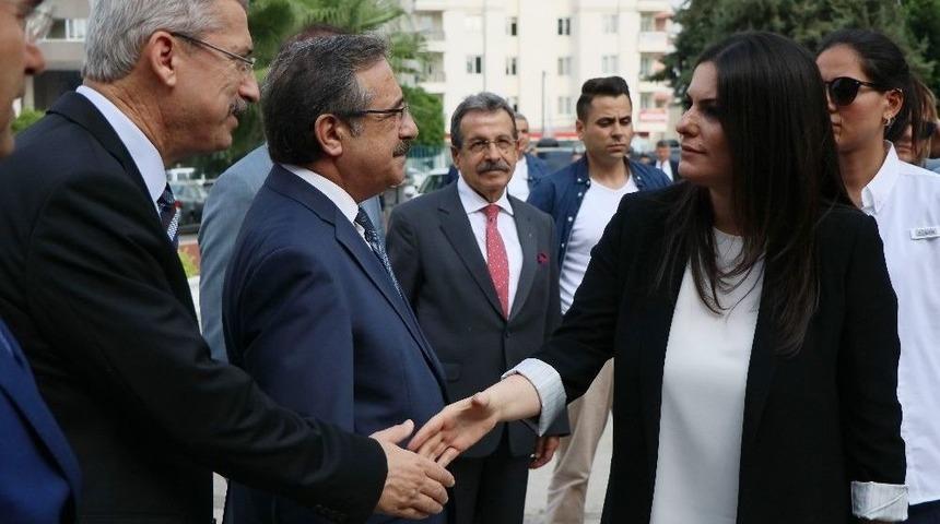 Bakan Sarıeroğlu Adana&rsquo;da