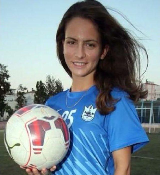 Konak ın Romanyalı Yıldızından 11 Yılda 9 Şampiyonluk 2