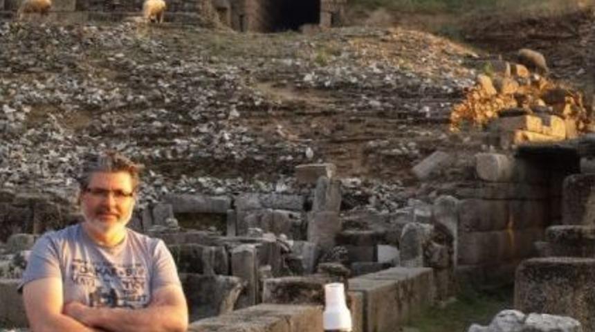 Gılgamış Destanı&rsquo;ndan Yola &Ccedil;ıkıp Antikoil &Uuml;retti