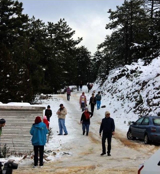 Karda Kar Şerbeti Keyfi 1