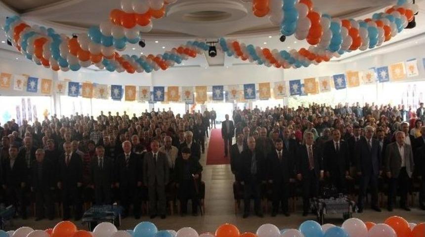 Ak Parti Trabzon İl&ccedil;e Kongre S&uuml;reci D&uuml;zk&ouml;y Ve &Ccedil;arşıbaşı İl&ccedil;eleri İle Devam Etti
