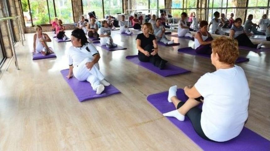 Bodrum Belediyesi, Pilates Ve Yoga Eğitimlerine Başladı