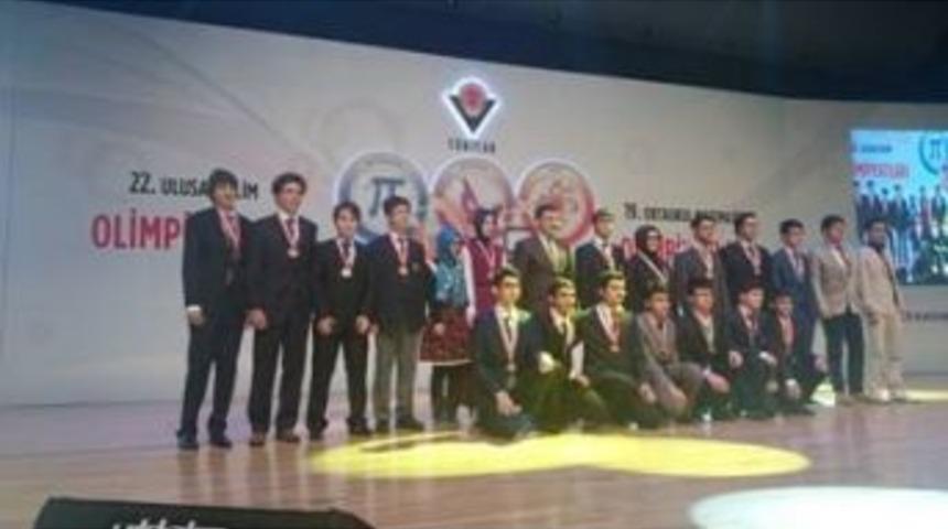 Nil&uuml;fer Eğitim Kurumları&rsquo;na T&uuml;bitak&rsquo;tan 2 &Ouml;d&uuml;l Daha