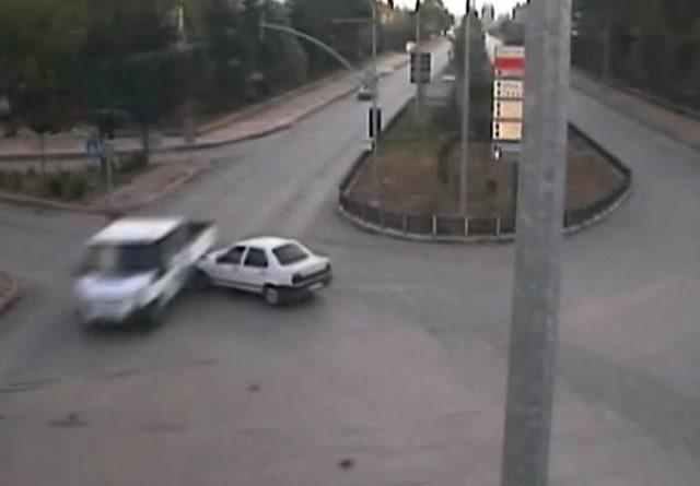 Kastamonu’da Kazalar Mobese Kameralarına Yansıdı