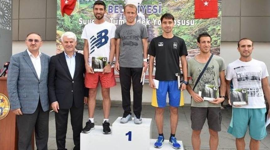 Atletler Mustafakemalpaşa&rsquo;da Koştu