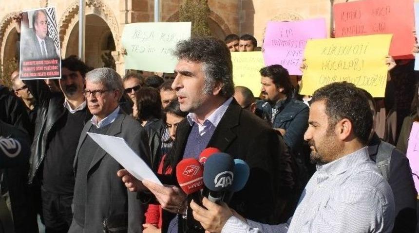 Akademisyen Ve &Ouml;ğrencilerden Yolsuzluk A&ccedil;ıklaması